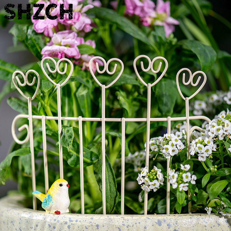 Whimsical Mini Iron FlowerPot  - Succulent Arrangement Mini recension och pris